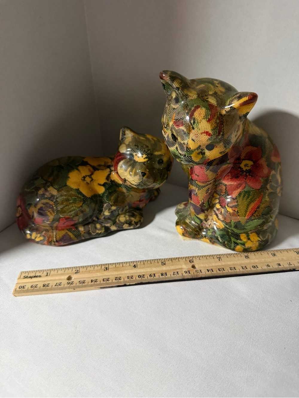 Vintage floral decoupage ceramic cat figurines grandma core patchwork style GUC - Picture 12 of 15